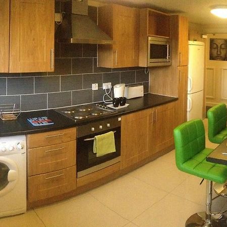 Alton Apartments Bradford  Buitenkant foto
